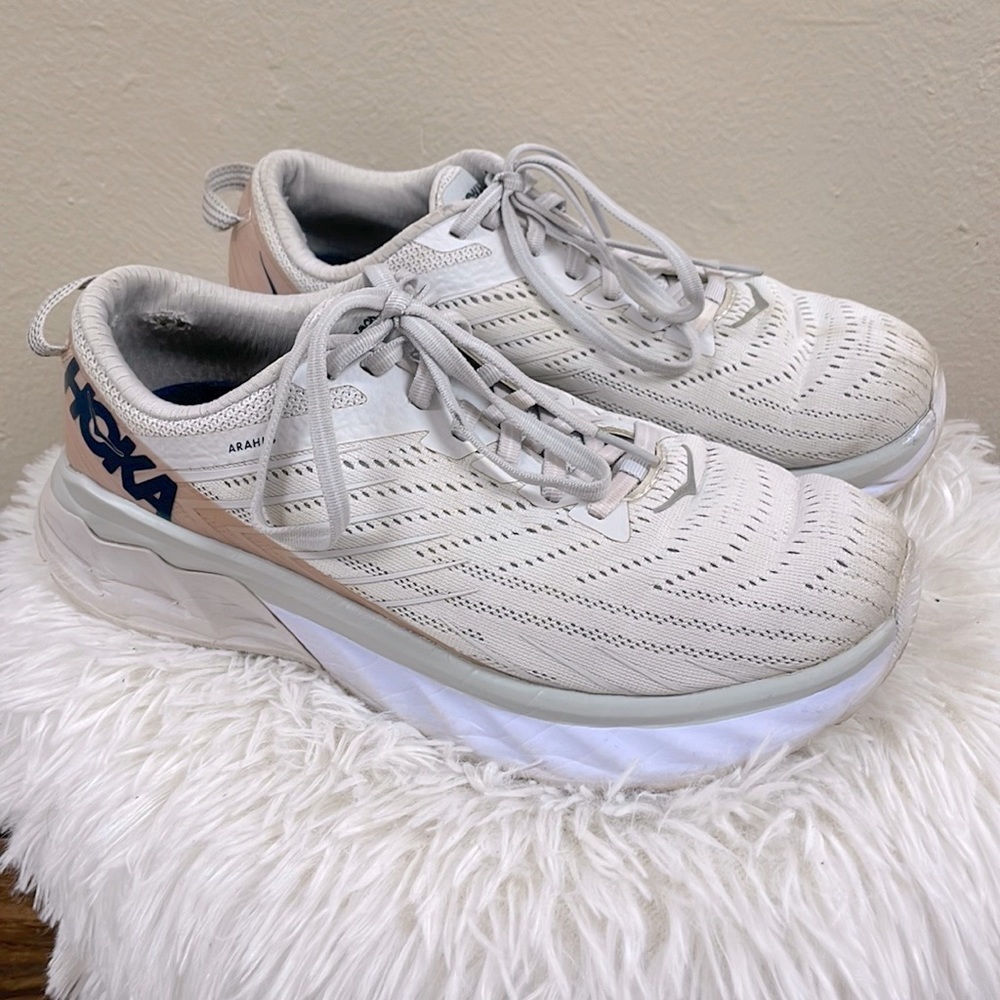 HOKA ONE ONE SNEAKERS